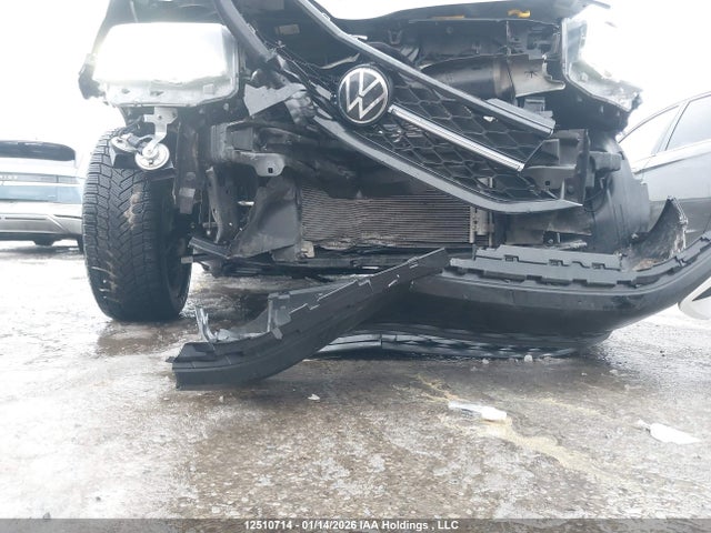3VVLX7B28RM123900 Volkswagen TAOS SE