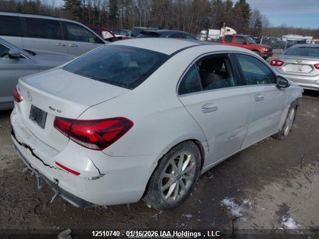 W1K3G4FB4LW043594 Mercedes-Benz A 220 4mtic