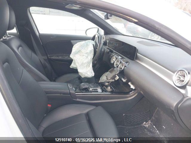 W1K3G4FB4LW043594 Mercedes-Benz A 220 4mtic