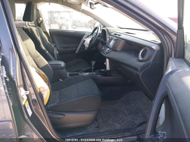 2T3RFREV5JW699914 Toyota Rav4 Adventure/xle