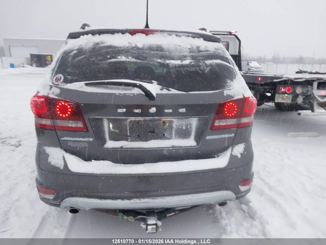 3C4PDCGG1HT557182 Dodge Journey Crossroad