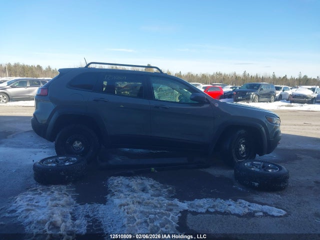 1C4PJMBX3KD389158 Jeep Cherokee Trailhawk