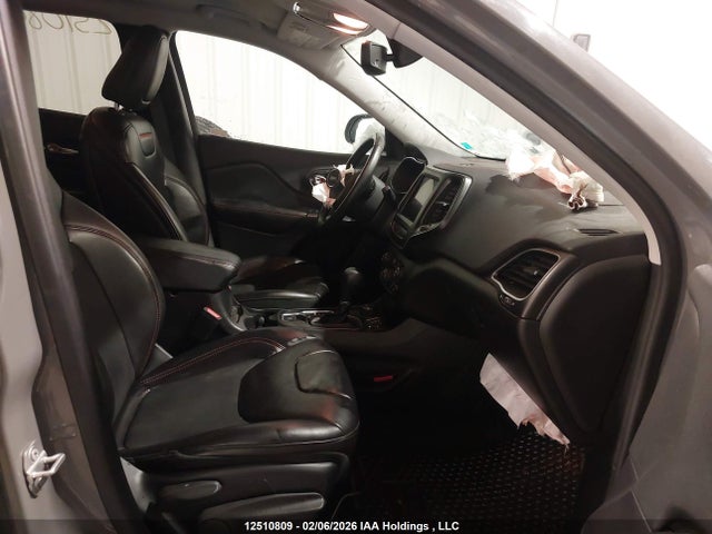 1C4PJMBX3KD389158 Jeep Cherokee Trailhawk