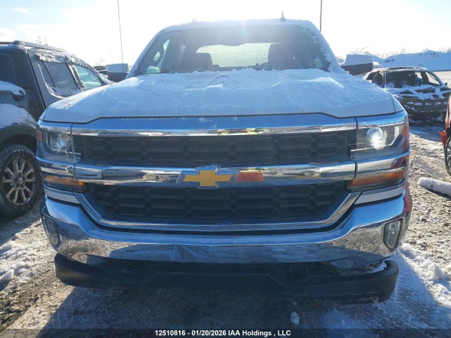 3GCUKREC8JG128955 Chevrolet Silverado 1500 1lt