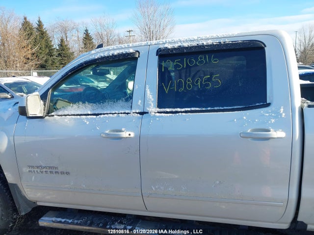 3GCUKREC8JG128955 Chevrolet Silverado 1500 1lt