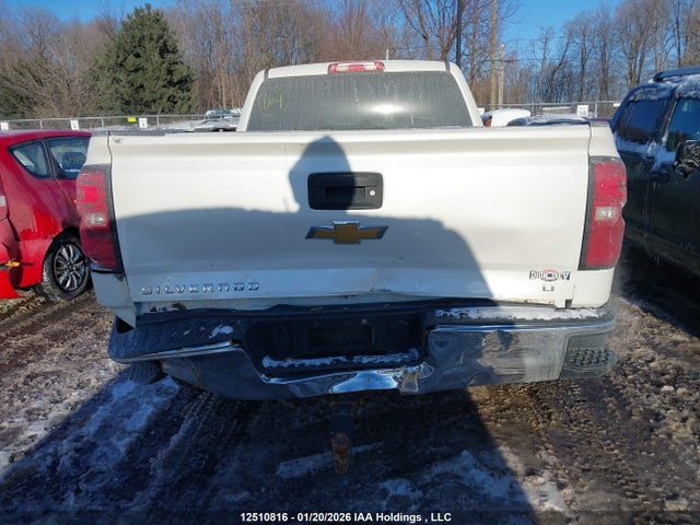 3GCUKREC8JG128955 Chevrolet Silverado 1500 1lt