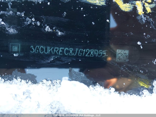 3GCUKREC8JG128955 Chevrolet Silverado 1500 1lt
