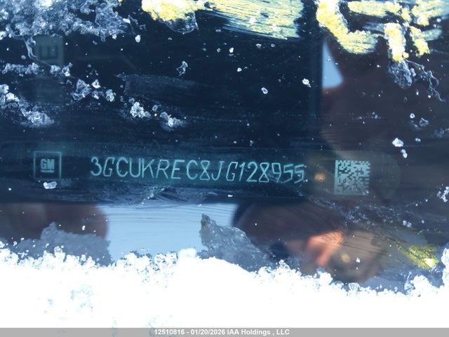 3GCUKREC8JG128955 Chevrolet Silverado 1500 1lt