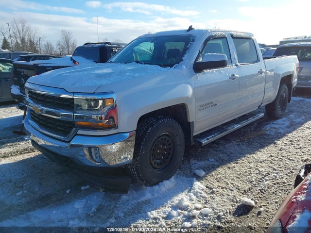 3GCUKREC8JG128955 Chevrolet Silverado 1500 1lt