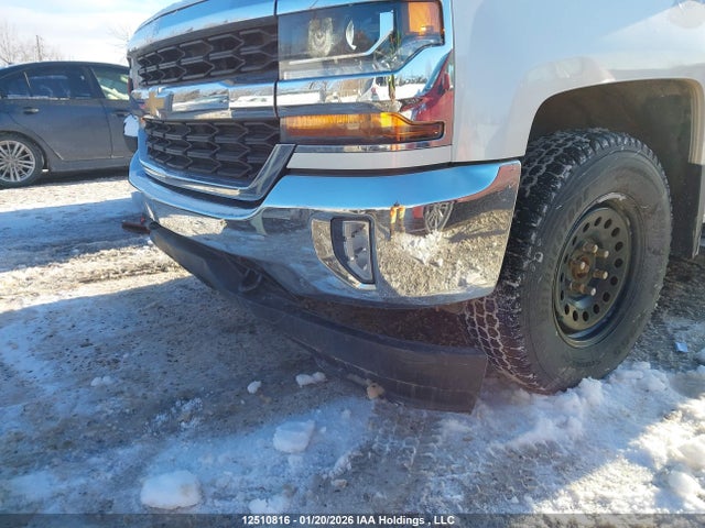 3GCUKREC8JG128955 Chevrolet Silverado 1500 1lt