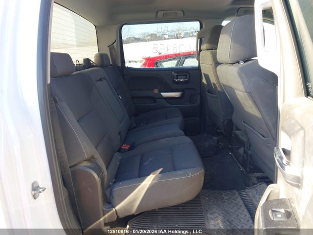 3GCUKREC8JG128955 Chevrolet Silverado 1500 1lt