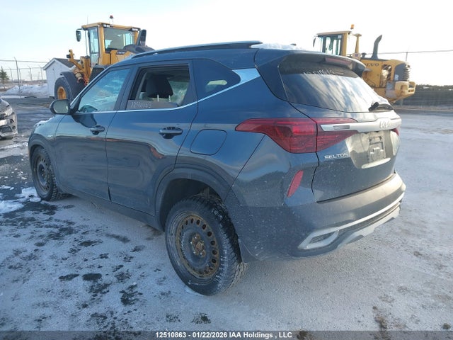 KIA SELTOS EX 2022 KNDEUCAA1N7289634 Image 3