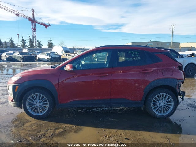 KM8K6CAA8MU628253 Hyundai Kona Luxury Awd