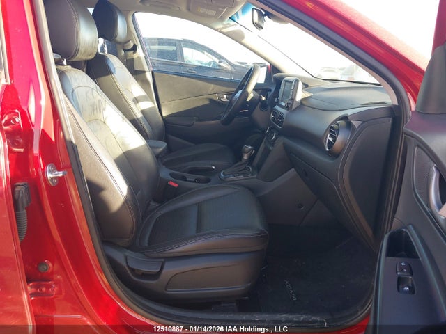 KM8K6CAA8MU628253 Hyundai Kona Luxury Awd
