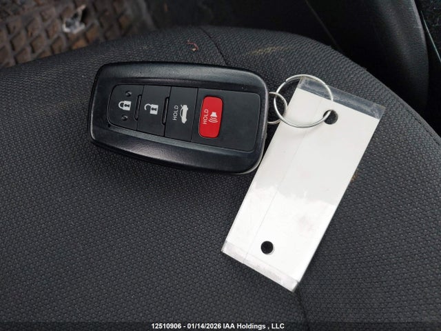 12510906 :رقم المزاد ، 5YFBPRBE7LP002243 vin ، 2020 Toyota Corolla Le مزاد بيع