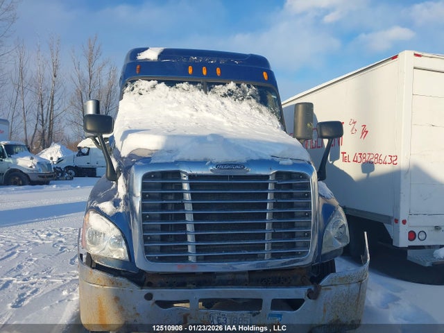 Freightliner Cascadia 125 2014 1FUJGLD59ELFV1844 Image 11