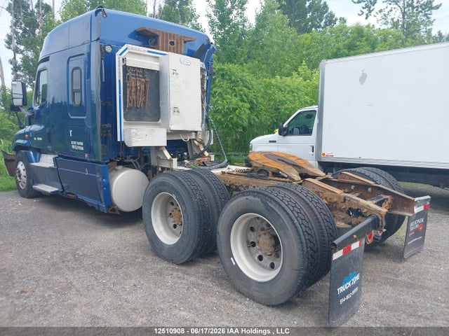 Freightliner Cascadia 125 2014 1FUJGLD59ELFV1844 Image 3