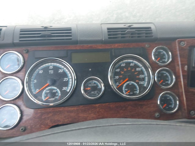 Freightliner Cascadia 125 2014 1FUJGLD59ELFV1844 Image 7