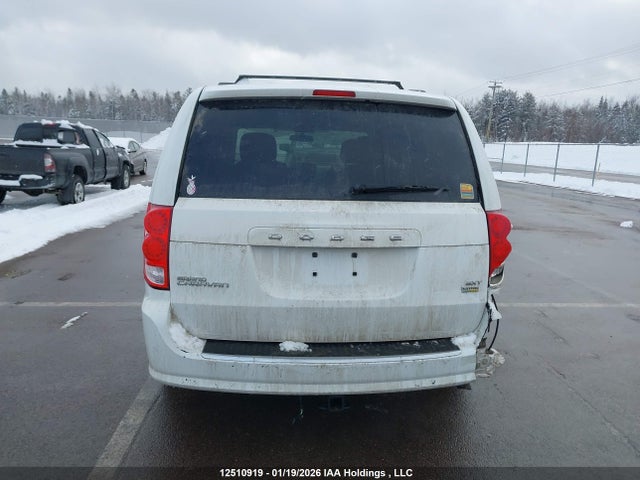 2C4RDGBG3ER184197 Dodge Grand Caravan Se/sxt