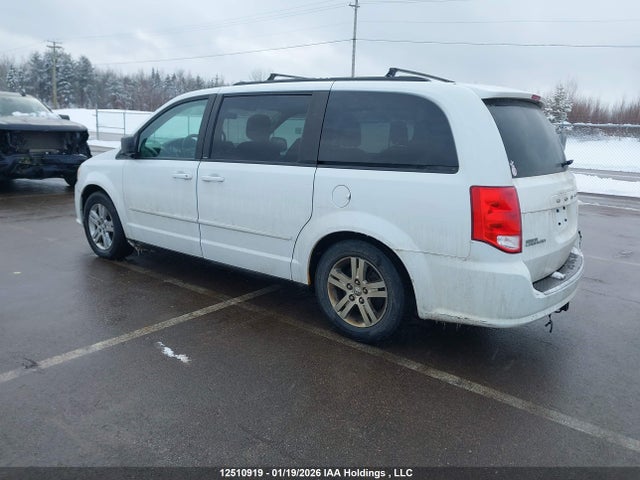 2C4RDGBG3ER184197 Dodge Grand Caravan Se/sxt