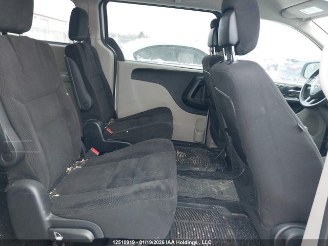 2C4RDGBG3ER184197 Dodge Grand Caravan Se/sxt