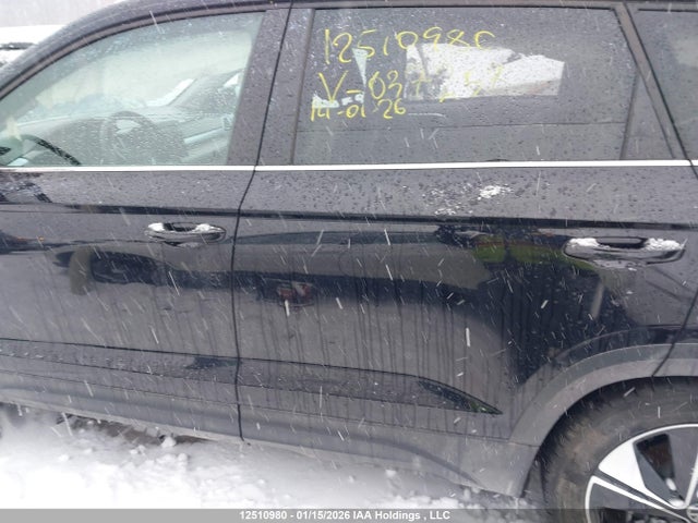 3VVUC7B29SM037257 Volkswagen TAOS SE