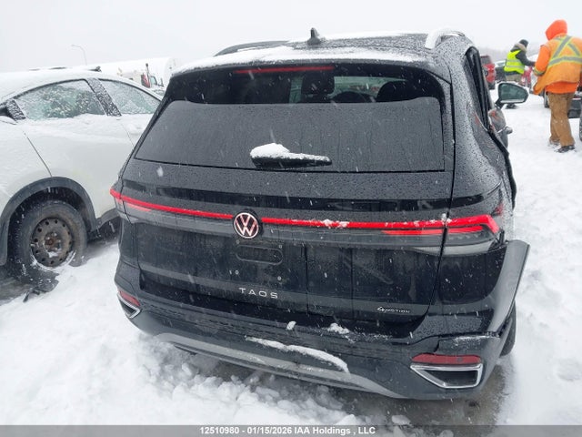 3VVUC7B29SM037257 Volkswagen TAOS SE