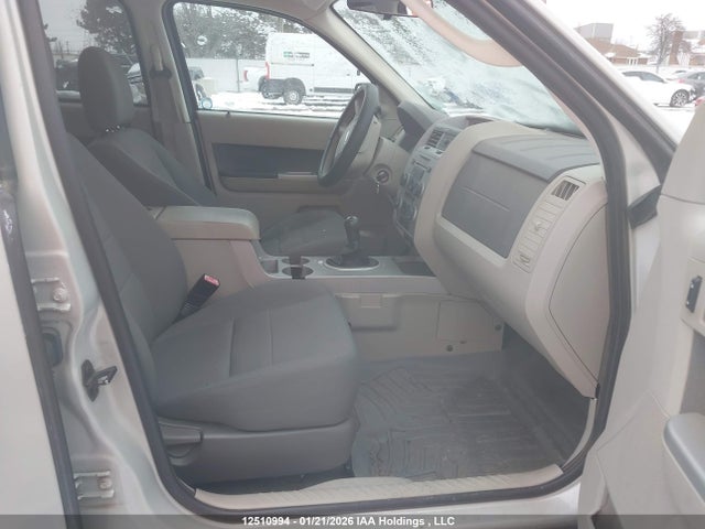 Продаж на аукціоні авто 2009 Ford Escape Xlt Automatic/xlt Manual, vin: 1FMCU03749KD09946, номер лоту: 12510994