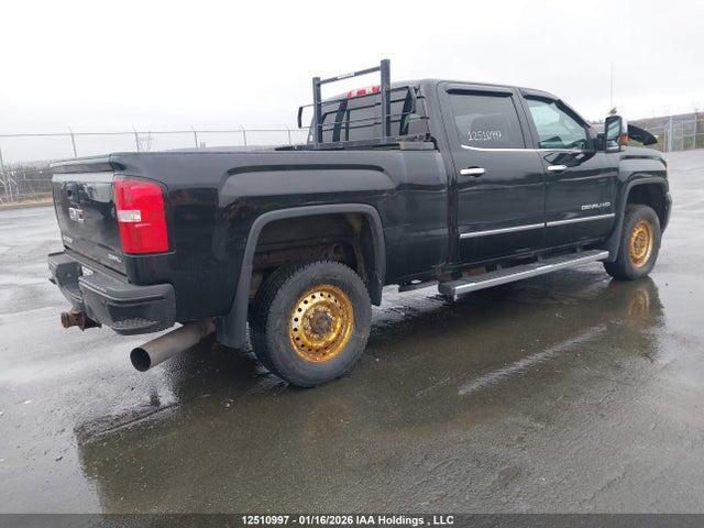 1GT12UE86GF241315 GMC Sierra 2500hd Denali