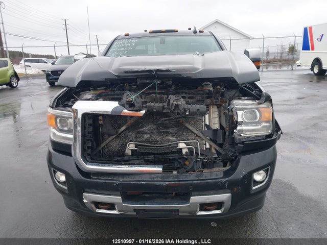 1GT12UE86GF241315 GMC Sierra 2500hd Denali