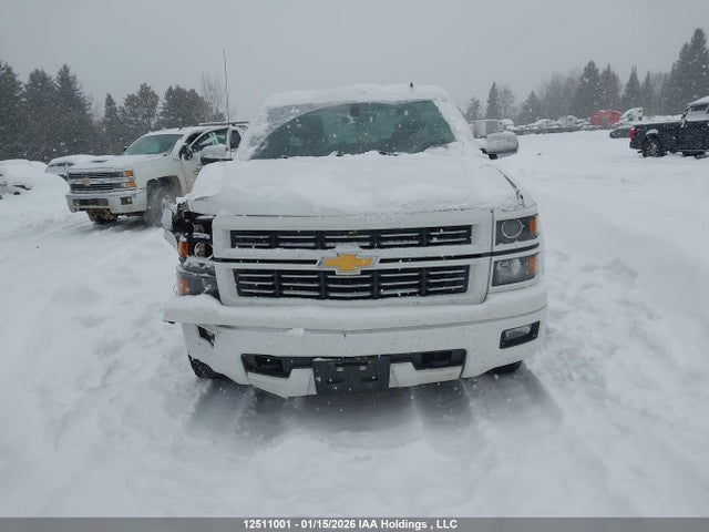1GCVKREC0FZ438965 Chevrolet Silverado 1500 1lt/2lt