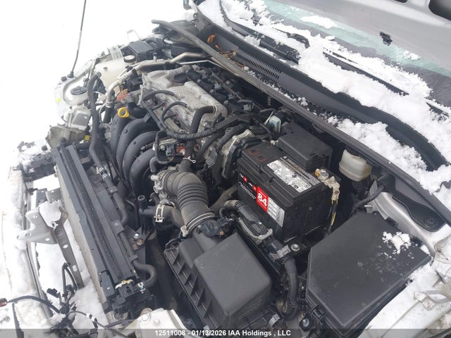 5YFBPMBE1NP338928 Toyota COROLLA LE