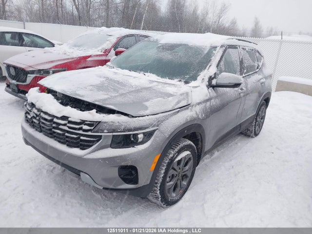 KNDEPCAA8T7886297 KIA Seltos Lx