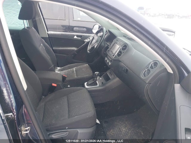 WVGJV7AX9FW585365 Volkswagen Tiguan S/se/sel/r-line