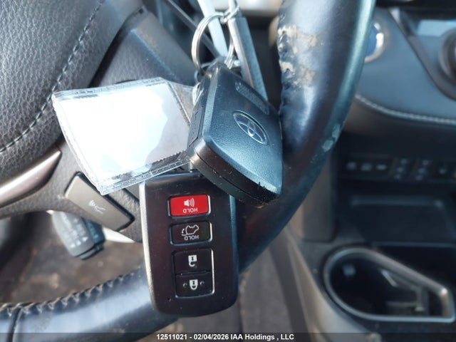 JTMRJREVXJD231091 Toyota Rav4 Hv Le Plus/xle