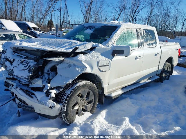 Ford F-150 Lightning Lariat 2023 1FT6W1EV6PWG10236 Image 2