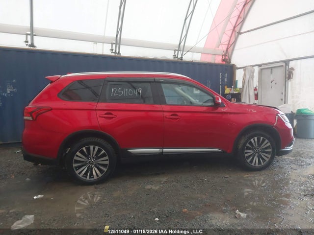JA4AZ2A3XLZ614966 Mitsubishi Outlander Es