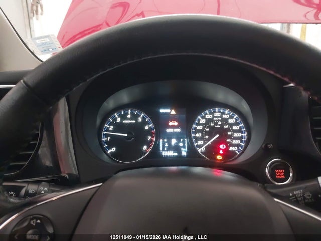 JA4AZ2A3XLZ614966 Mitsubishi Outlander Es
