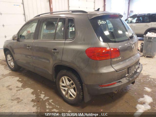 WVGBV7AX4FW578277 Volkswagen Tiguan S/se/sel/r-line
