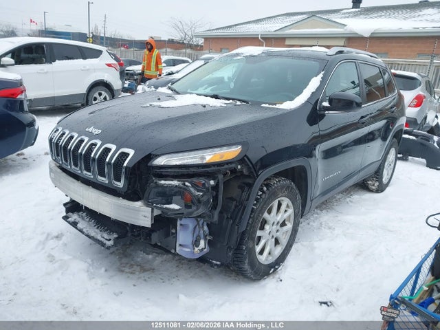 Jeep Cherokee North 2016 1C4PJMCS5GW288833 Image 2