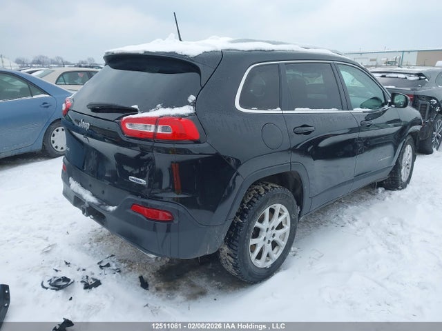 Jeep Cherokee North 2016 1C4PJMCS5GW288833 Image 4