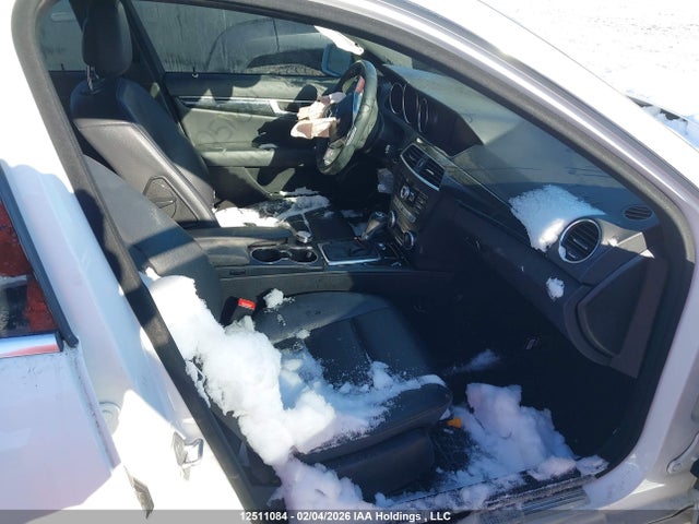 Mercedes-Benz C 300 4matic 2014 WDDGF8AB2EA948368 Image 5