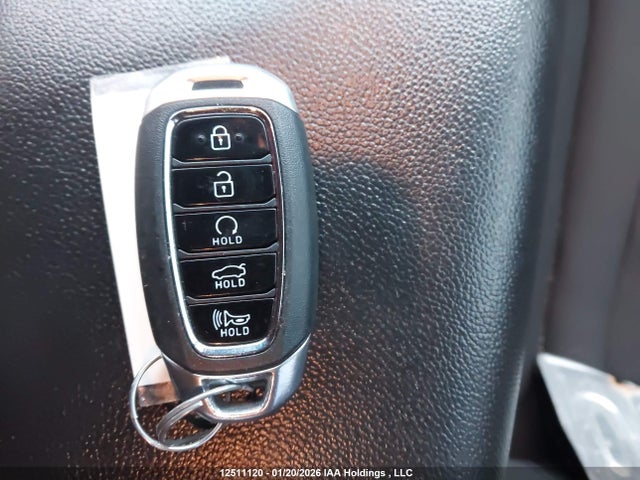 KMHLM4AG1NU350494 Hyundai Elantra Preferred Ivt With Sun And Tech Package