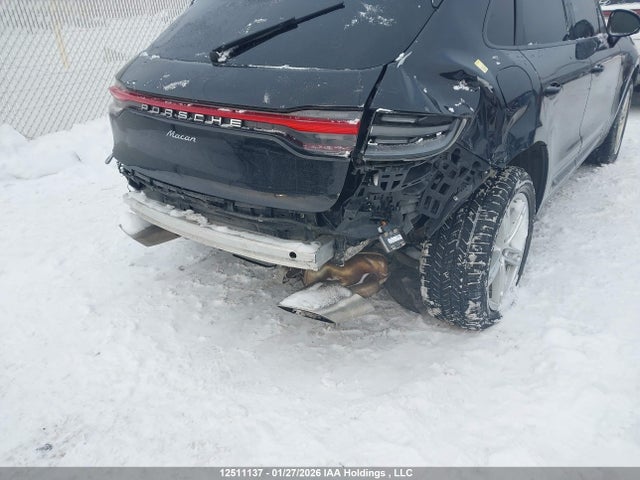 Porsche Macan 2024 WP1AA2A53RLB12731 Image 6