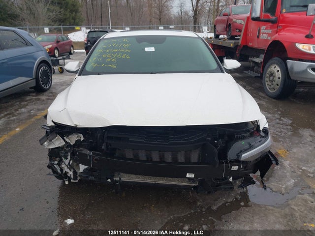 KMHLM4DG8RU664886 Hyundai Elantra