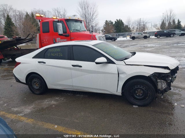 KMHLM4DG8RU664886 Hyundai Elantra