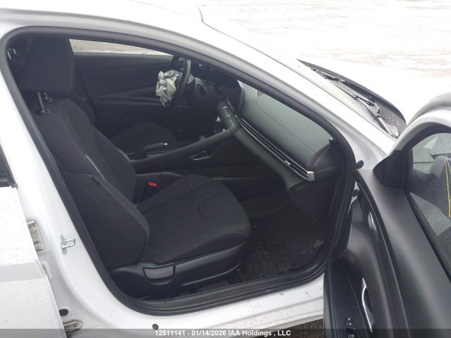 KMHLM4DG8RU664886 Hyundai Elantra