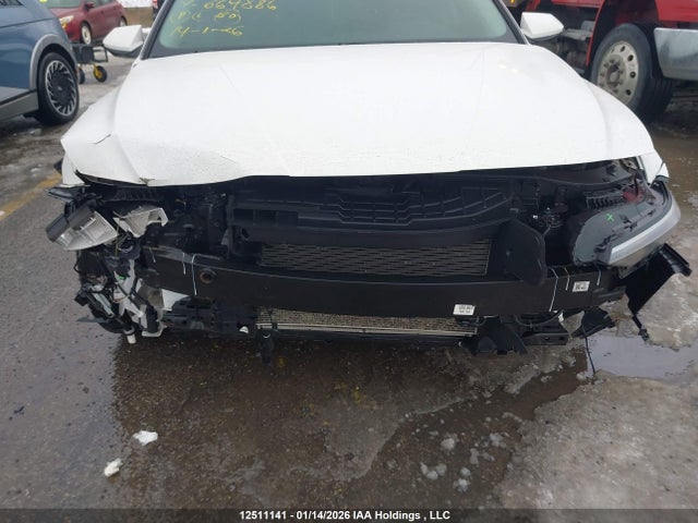 KMHLM4DG8RU664886 Hyundai Elantra