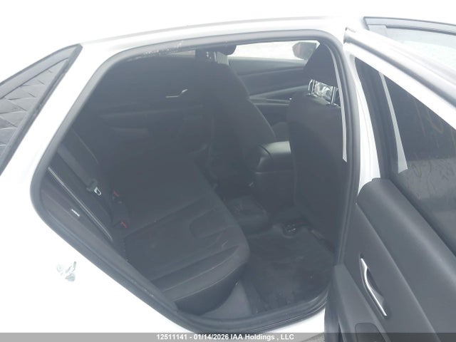 KMHLM4DG8RU664886 Hyundai Elantra