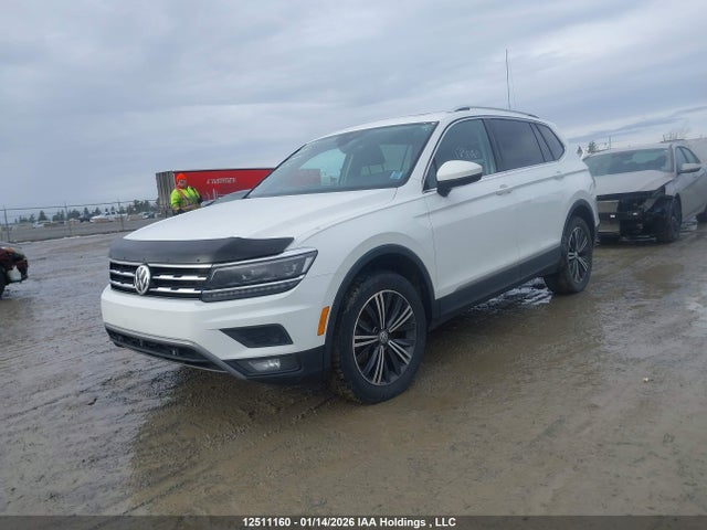 3VV4B7AX6JM142207 Volkswagen Tiguan Highline